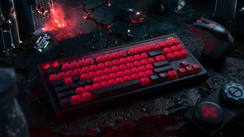 8BitDo lança teclado e mouse Gears of War com botões gigantes e estética sangrenta