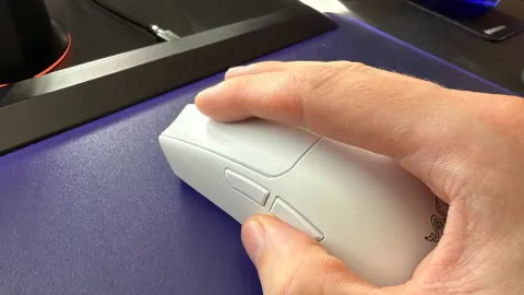 Botões laterais do mouse: copiar e colar é a melhor função, segundo redator do PC Gamer