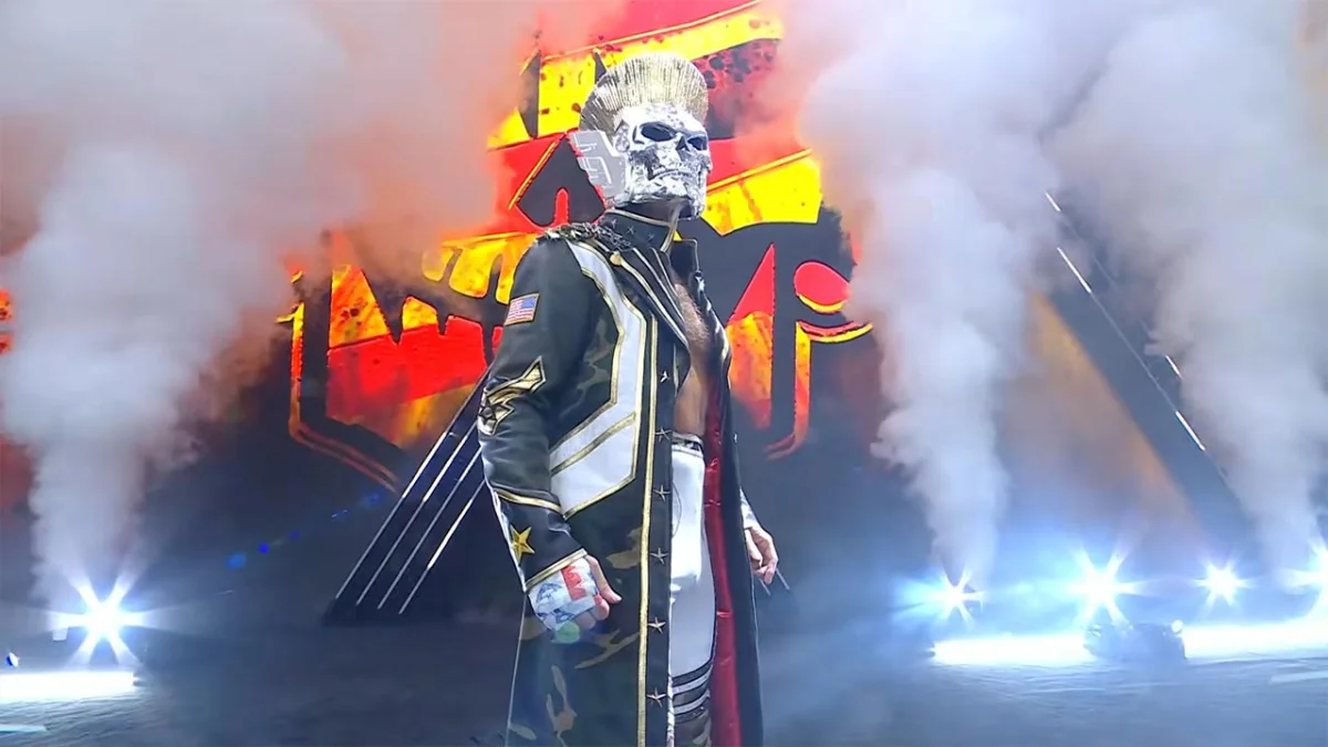 Cody Rhodes Se Veste de Street Fighter no SummerSlam
