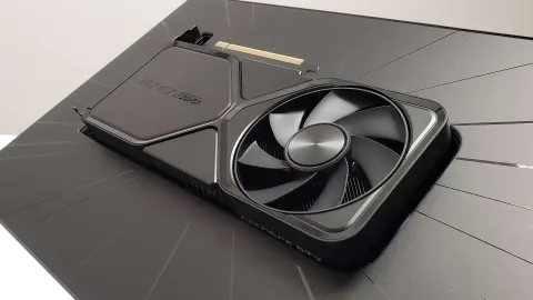 Como ativar o Multi Frame Gen 4x em placas RTX 40-series com modificação