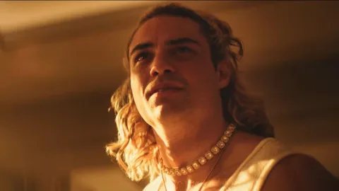 Coordenador de acrobacias do filme 'Street Fighter' estudou cada personagem para manter estilos únicos nas lutas