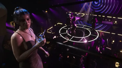 Desenvolvedores da Rockstar visitaram clubes de strip-tease e passearam com ex-policiais para pesquisar a Flórida em GTA 6