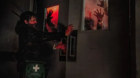 Diretor de Resident Evil fala sobre como o novo filme respeita a essência dos jogos