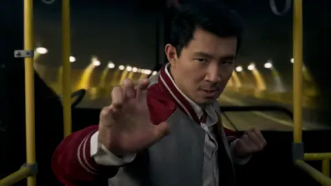 Diretor de Shang-Chi comenta sobre sequências atrasadas