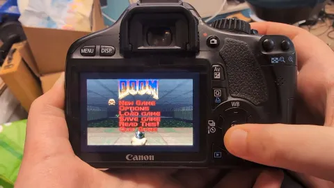 Doom é executado em câmera DSLR
