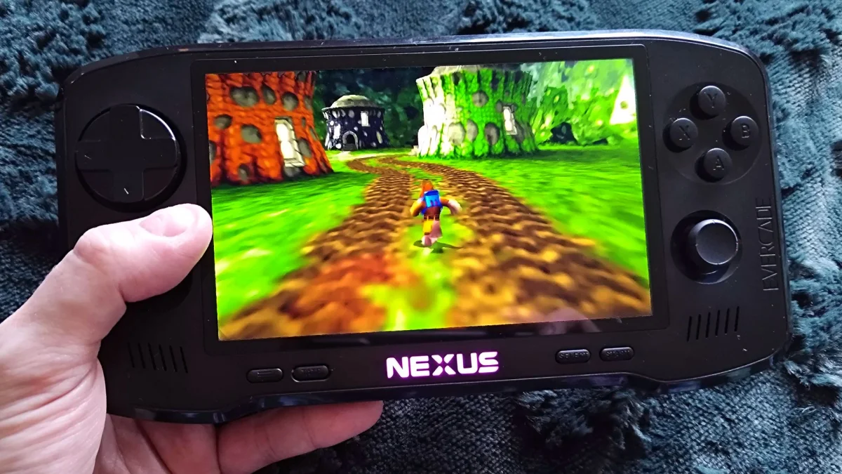 Evercade Nexus já está disponível e é uma das últimas plataformas físicas de games para se ter