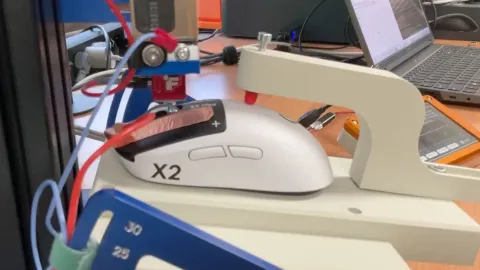 Finalmouse afirma que seu mouse tem o clique mais rápido do mercado