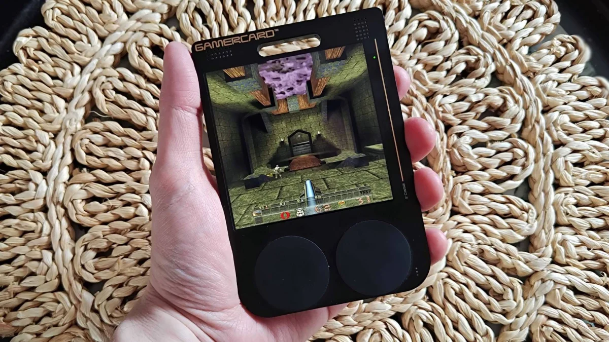 Gamercard review: um handheld de design ousado e inspirado no ZX Spectrum