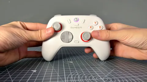 GameSir Nova Lite 2 é o novo padrão em gamepads baratos, segundo PC Gamer