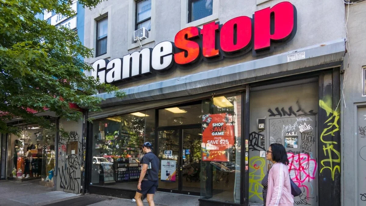 GameStop Adquire Quase 10% da eBay em Plano de Aquisição Controverso
