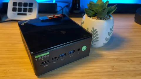 GMKTec K8 Plus: mini PC com bom desempenho, mas WiFi fraco no modelo base