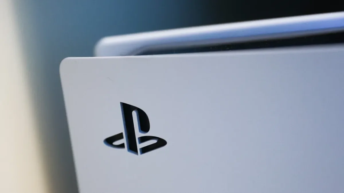 Hacker recebe US$ 50 mil por bug no PS5 encontrado com IA, mas gera polêmica na comunidade