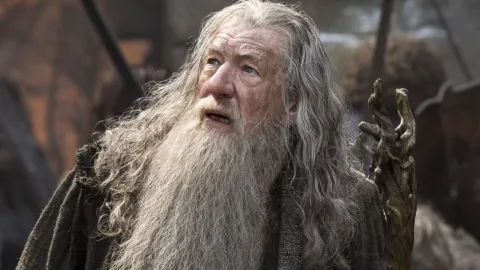 Ian McKellen volta como Gandalf em 'O Caçador de Gollum', com primeira imagem divulgada