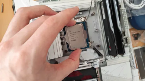 Intel Core Ultra 5 250K Plus com AIO Cooler e Jogos Grátis