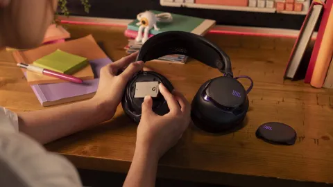 JBL apresenta novos headsets na Gamescom, incluindo o Quantum 850