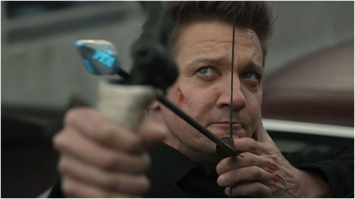 Jeremy Renner sugere retorno como Gavião Arqueiro no MCU após 5 anos