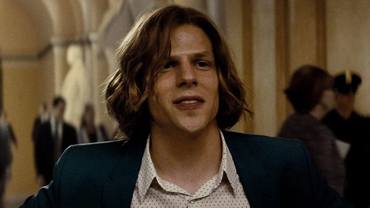 Jesse Eisenberg diz que ganhar Razzie por 'Batman vs Superman' prejudicou sua carreira