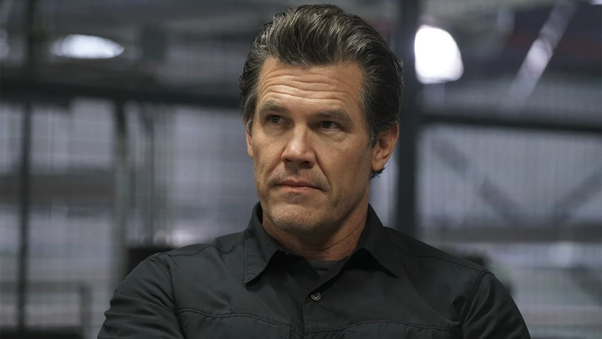 Josh Brolin fala sobre Sicário 3 sem Taylor Sheridan