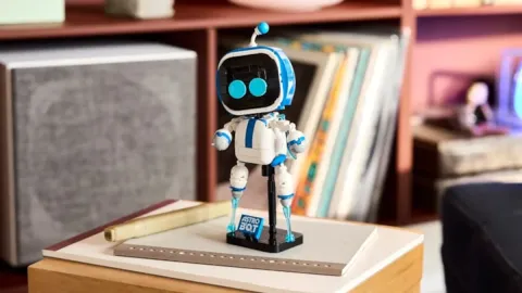 Lego Astro Bot será brinde na compra do Lego PlayStation 1 a partir de 1º de outubro