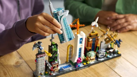 Lego Marvel Skyline é revelado com referências absurdas como o 'Thanos Copter'