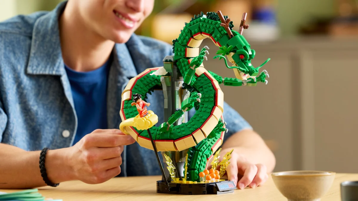Lego revela mega set de Goku e Shenron com 1.764 peças