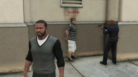 Modificação em GTA 5 torna NPCs mais educados e puníveis por crimes