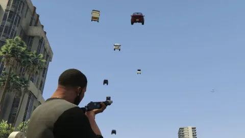 Modificação em GTA 5 transforma Franklin em uma arma de carros