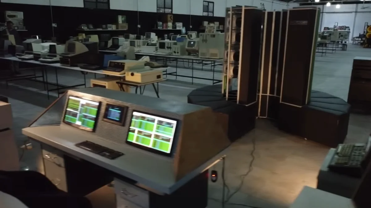 Museu espanhol recria supercomputador Cray-1 com 30 Mac Minis antigos, supera desempenho original