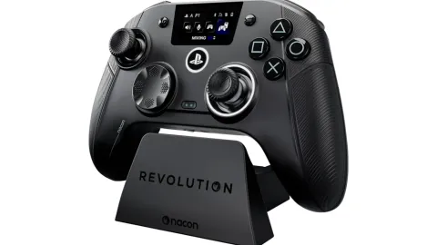 Nacon Revolution 5 Unlimited chega aos EUA com tela embutida para ajustes em tempo real