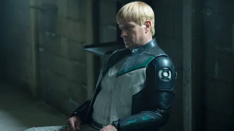 Nathan Fillion revela preocupação com consistência de Guy Gardner em 'Lanterns'
