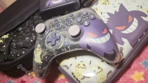 Nintendo lança novos pacotes personalizados para o Switch 2 com acessórios Pokémon grátis