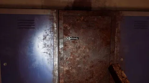 Qual é o código do armário da farmácia em Silent Hill Townfall?