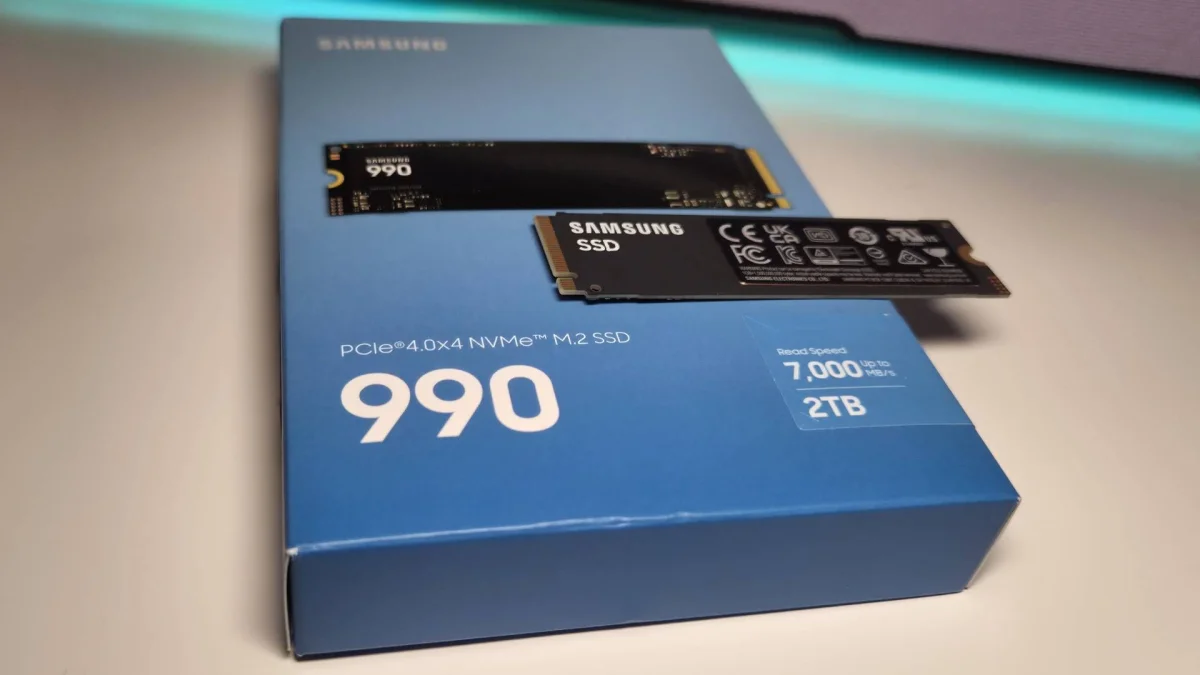 Samsung apresenta novo SSD 990 com foco em velocidade e eficiência