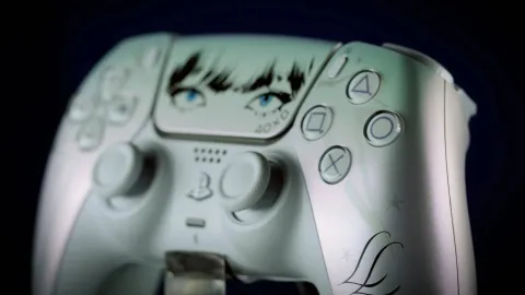 Sony e Lisa do Blackpink lançam controle DualSense limitado