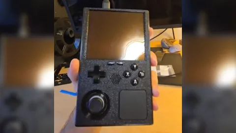 Steam Boy: Um Steam Deck em um Chassi Estilo Game Boy