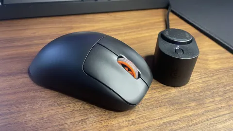 SteelSeries Rival Pro: mouse competitivo com bateria trocável e conexão UWB