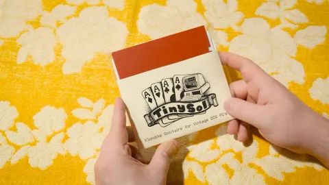 TinySol: O jogo de Solitaire que cabe em um QR Code