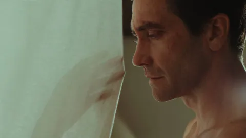 Trailer de Remain, novo filme de M. Night Shyamalan, mistura romance e terror