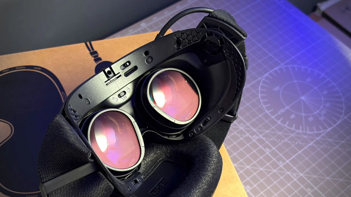 Valve brinca com versão OLED do Steam Frame, mas usuários já se perguntam se vale a pena esperar