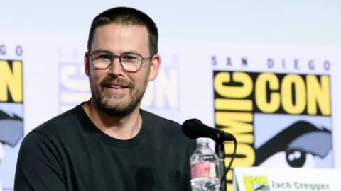Zach Cregger fala sobre sua abordagem no filme Resident Evil